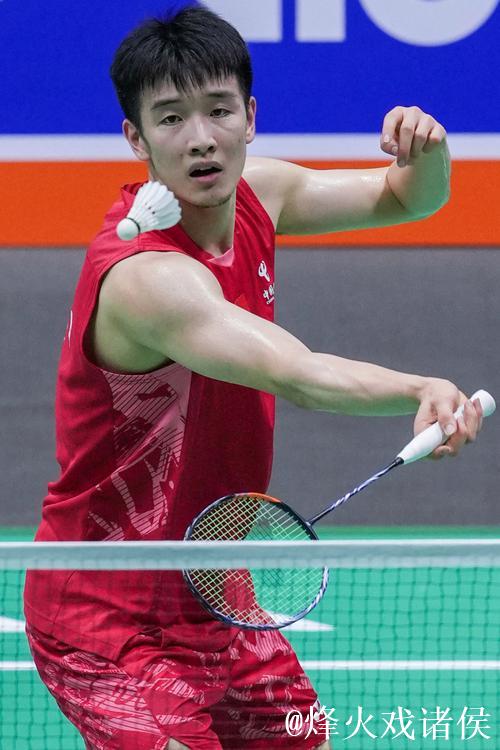 中国羽毛球大师赛:李诗沣力克梁峻豪晋级下一轮 中国羽毛球大师赛:李诗沣力克梁峻豪晋级下一轮